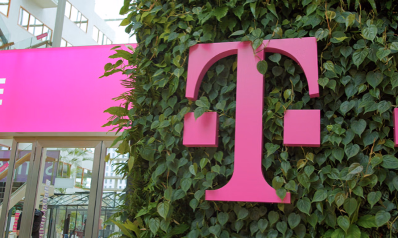 T van T-Mobile logo